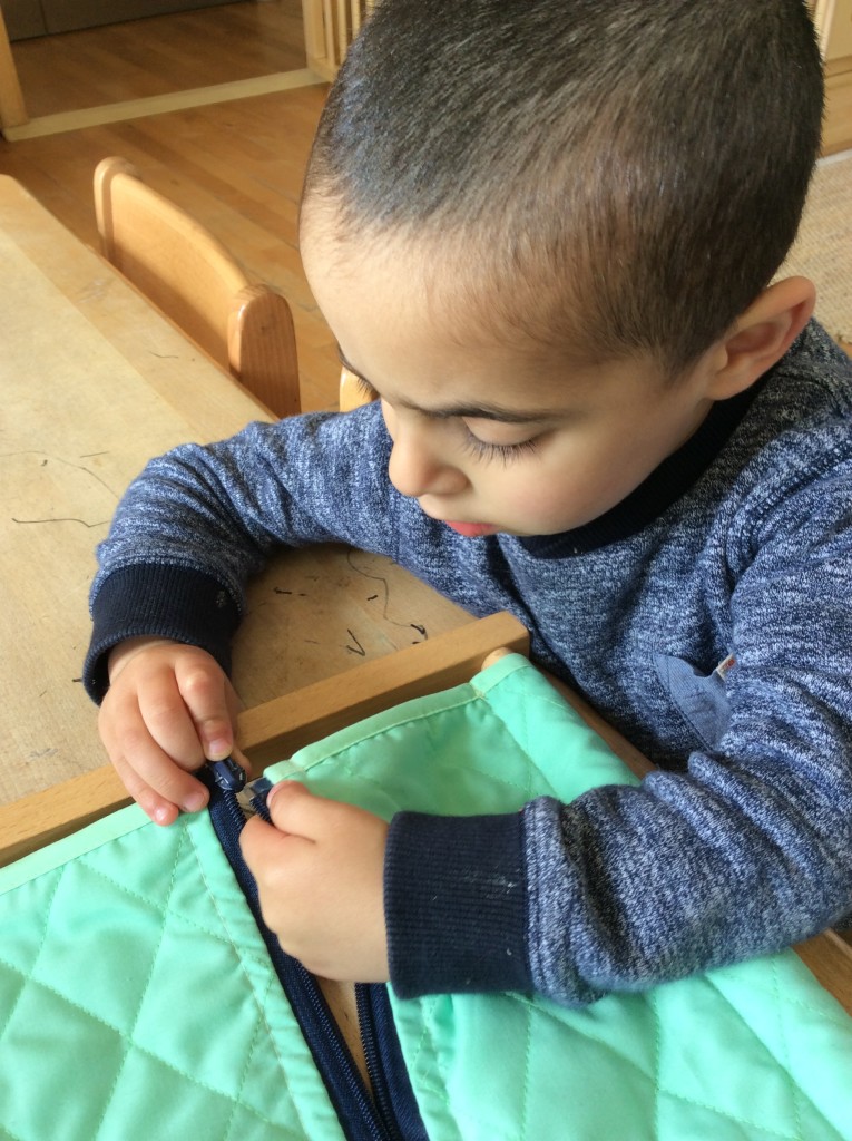 Using the Zipping Frame.